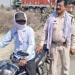 सिंगरौली में 15 दिवसीय हेलमेट चेकिंग अभियान शुरू, पुलिस सख्त और जागरूकता पर भी जोर
